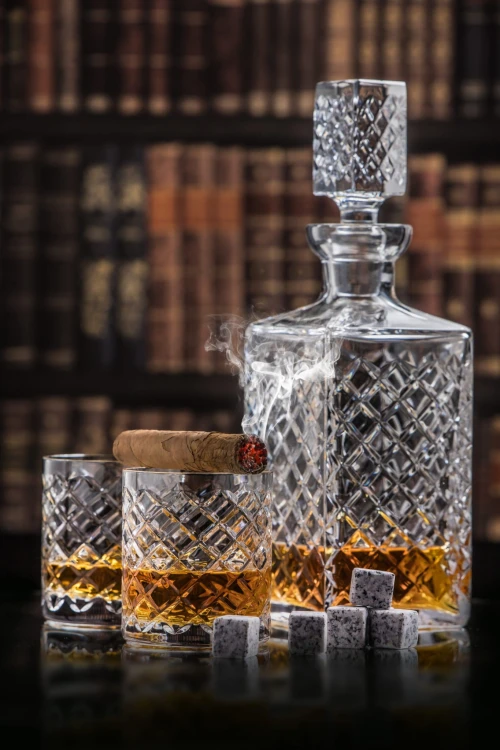 Kryształowa karafka do whisky 750ml King KK90