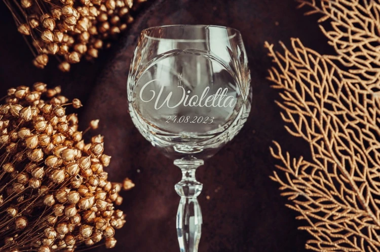 Kryształowe kieliszki do wina dla Pary Młodej 240ml Młynek MK34E 2szt